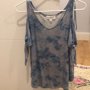 super cute and soft off the shoulder top!